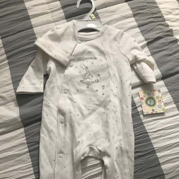 Baby pajama with hat set - Picture 2 of 2